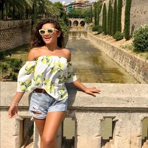 Meet your Posher, Nadia